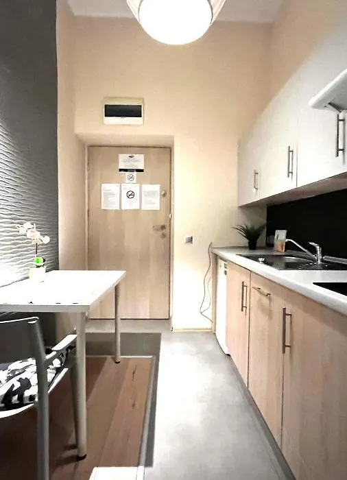 Single Studio In City Center-1
